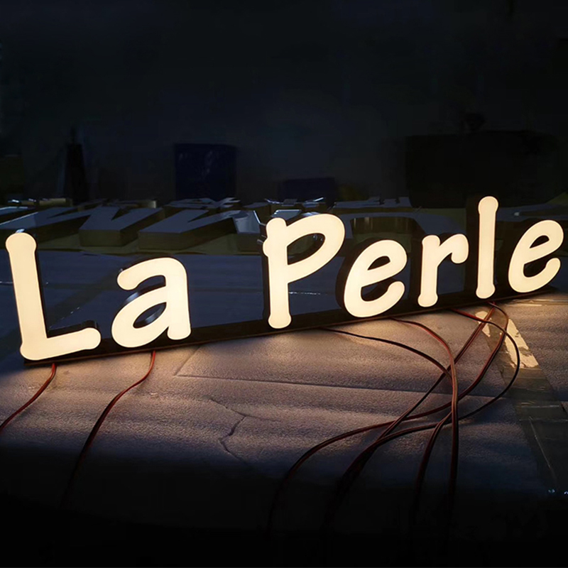 La Perle illuminated channel letters